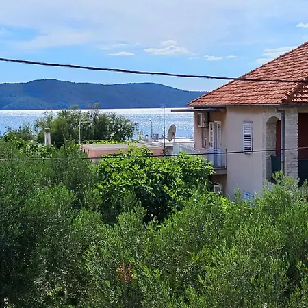 Elita Brodarica (Sibenik-Knin)