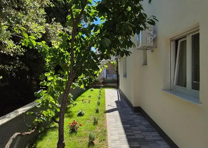 Elita Gasthuis Brodarica (Sibenik-Knin)